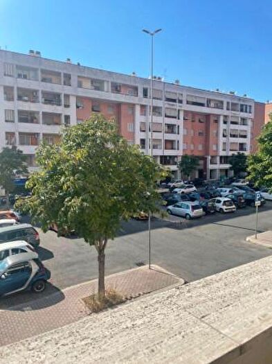 Appartamento trilocale in vendita in Viale Ratto delle Sabine, Roma