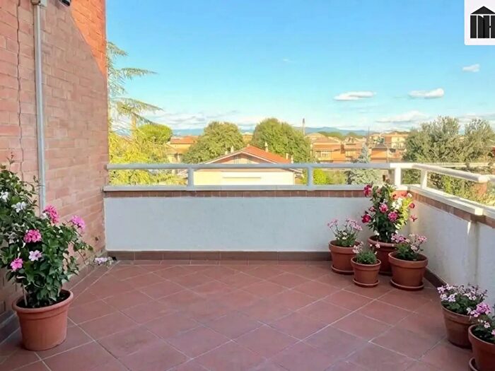 Appartamento con 5 locali in vendita in Santa Croce Sull'Arno