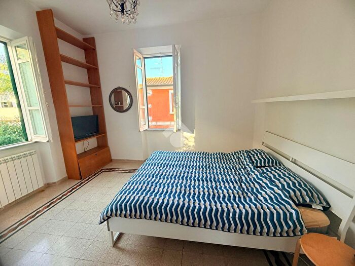 Appartamento bilocale in affitto in Via dellAcqua Paola, Roma