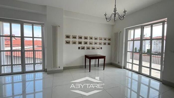 Appartamento quadrilocale in vendita in Via IV Novembre b, Carignano