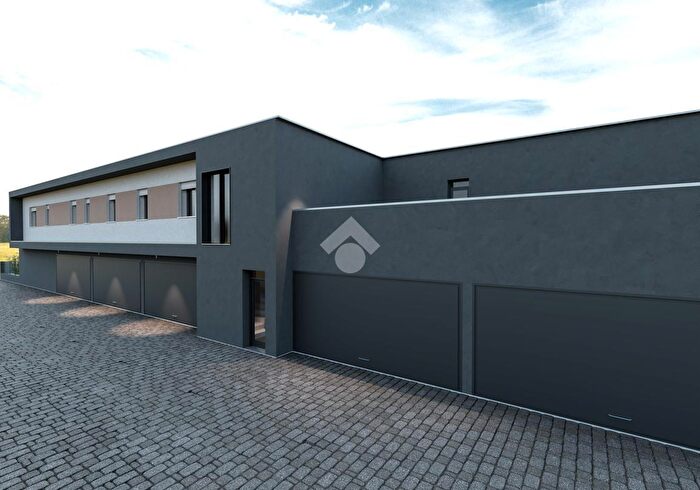 Appartamento trilocale in vendita in Via Capeleo, Stra