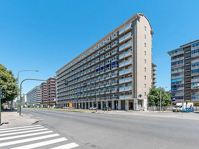 Appartamento quadrilocale in affitto in Via Guido Reni, Torino