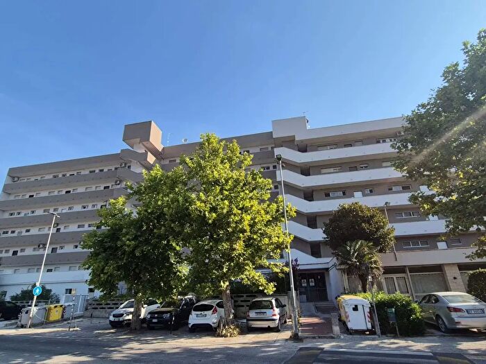Appartamento quadrilocale in vendita in Via Lungomare Rocca Priora, Falconara Marittima