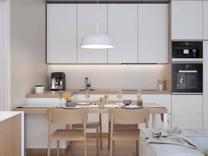 Appartamento trilocale in vendita in Via Brughiere, Beregazzo Con Figliaro