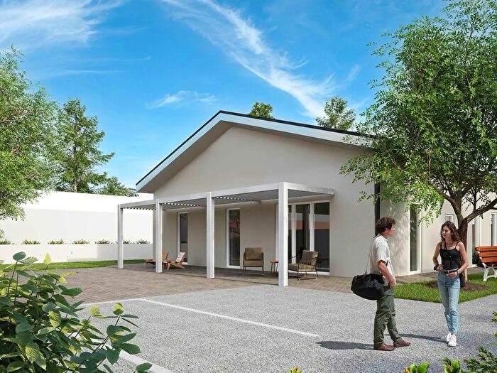 Casa con 5 locali in vendita in Budrio