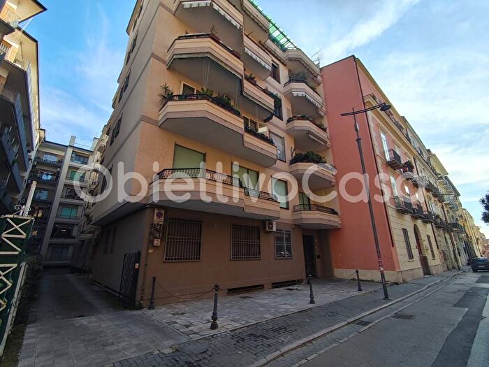 Appartamento trilocale in affitto in Via Galileo Galilei, Corso Trieste, Caserta