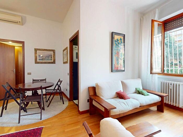 Appartamento bilocale in affitto in Via Giuseppe Vigoni, Quadronno Crocetta, Milano
