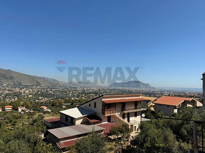 Casa con 7 locali in vendita in Via Altofonte Villaciambra, Monreale