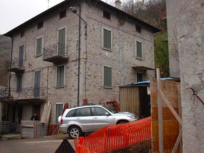 Casa in vendita in Teglio