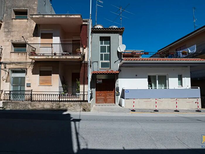 Appartamento quadrilocale in vendita in Corso Europa, Chiaramonte Gulfi