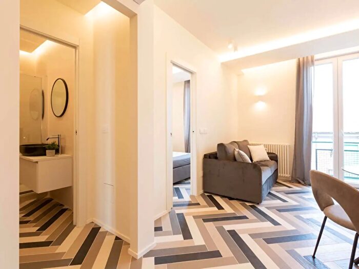 Appartamento monolocale in affitto in Via Accademia, Milano