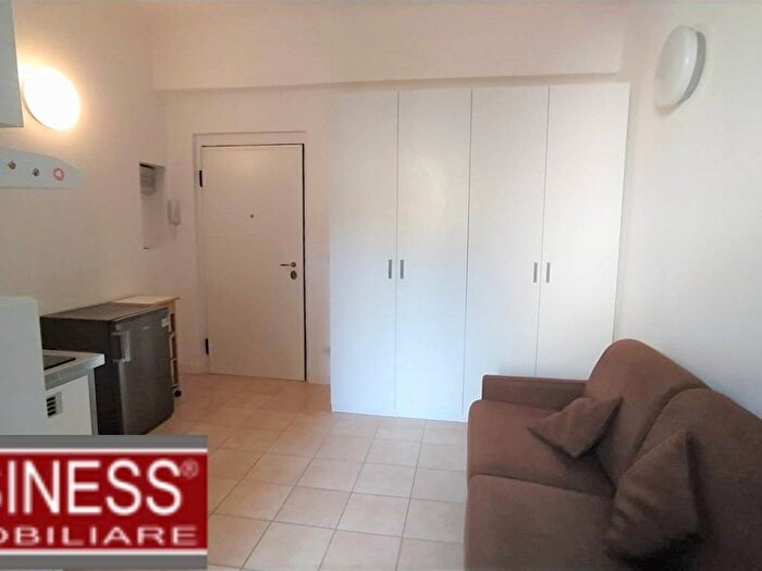 Appartamento monolocale in affitto in Via Mauro Macchi, Centrale, Milano