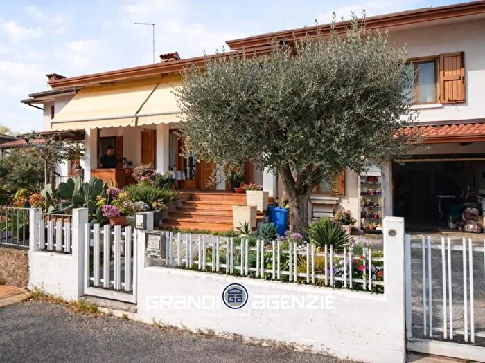 Casa con 5 locali in vendita in Via degli Alpini, Preganziol