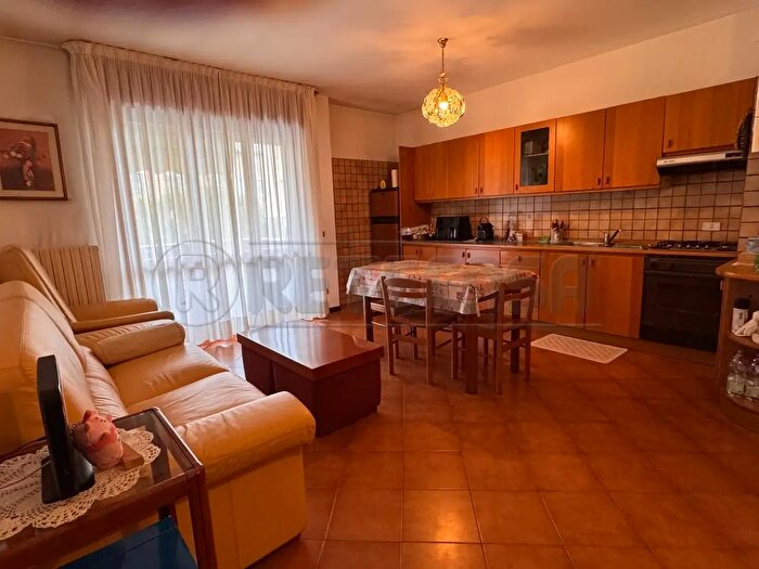 Appartamento trilocale in vendita in Via Giudecca, Mirano