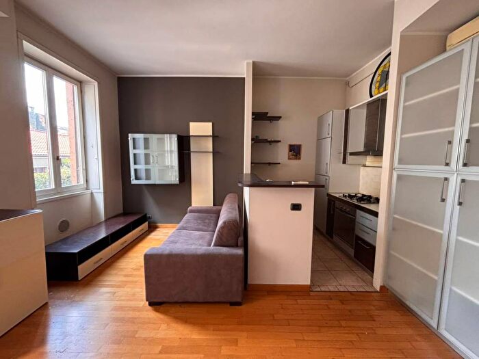 Appartamento bilocale in affitto in Viale Bianca Maria, Guastalla, Milano