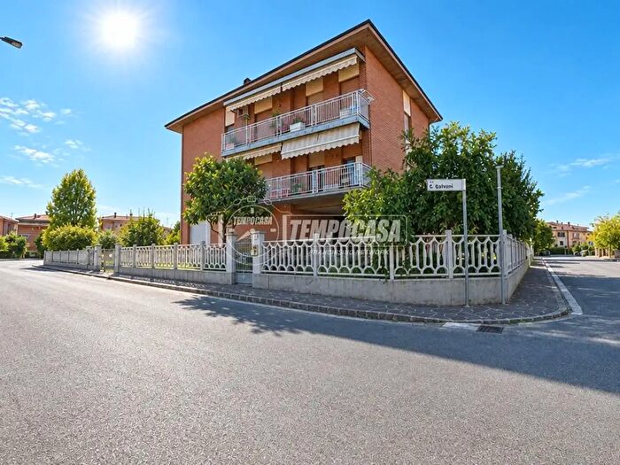 Appartamento quadrilocale in vendita in Via Giuseppe Ungaretti, Vignola