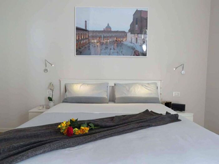 Appartamento bilocale in affitto in Via di Corticella, Bolognina, Bologna