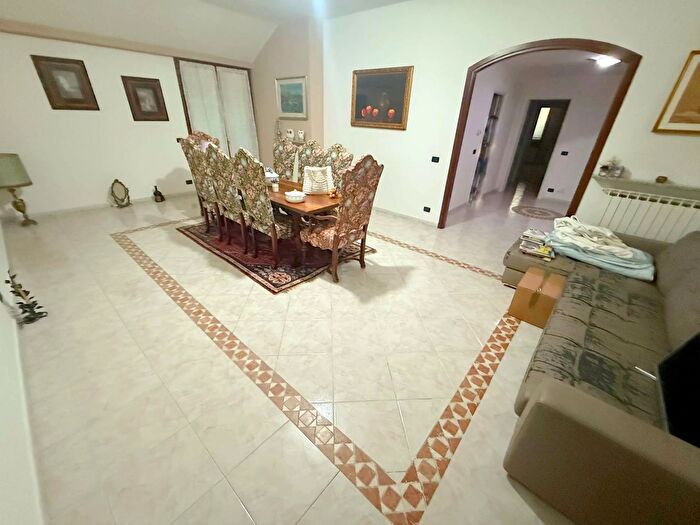 Appartamento con 5 locali in vendita in Serravalle Scrivia