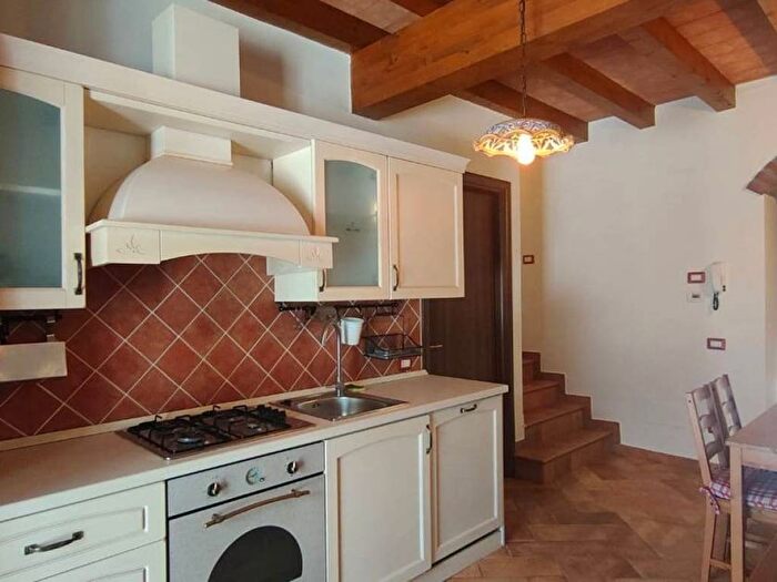 Casa con 5 locali in affitto in Centro, Miradolo Terme