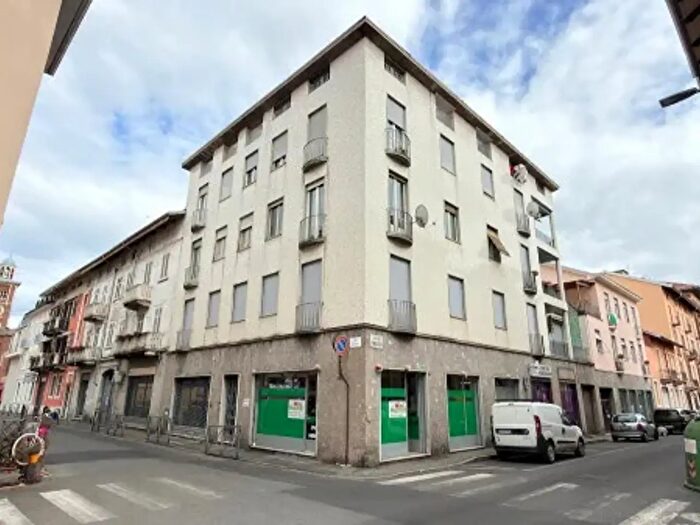 Appartamento trilocale in vendita in Via Zara, Biella