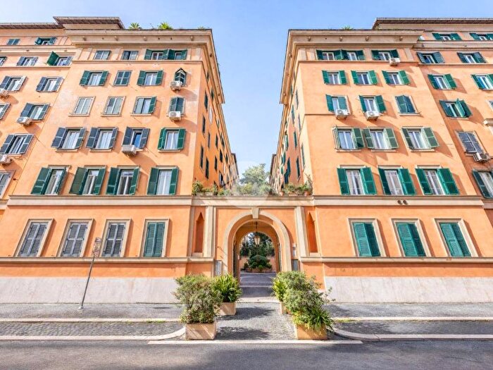 Appartamento trilocale in affitto in Via guglielmo calderini, Flaminio, Roma