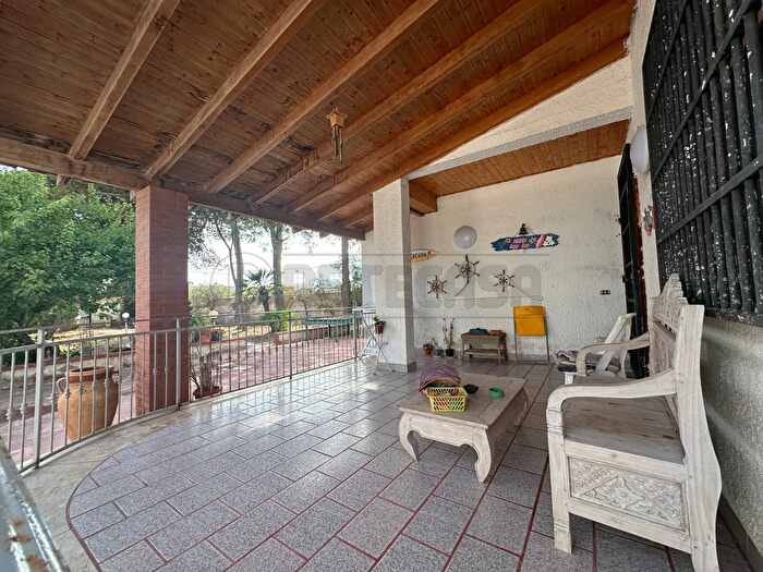 Casa con 10 locali in vendita in Mazara Del Vallo