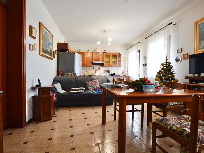 Appartamento trilocale in vendita in Via Argine S Marco, San Dona Di Piave