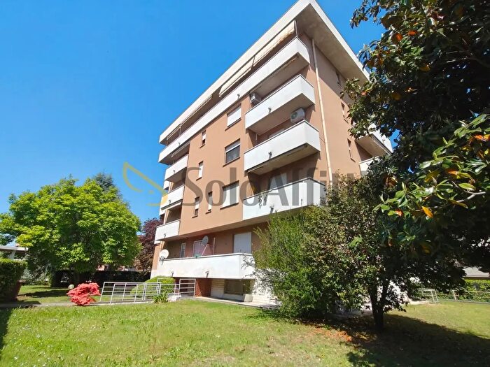 Appartamento trilocale in affitto in Gallarate