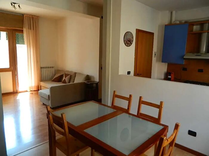 Appartamento trilocale in vendita in Via Ticino, Castellanza