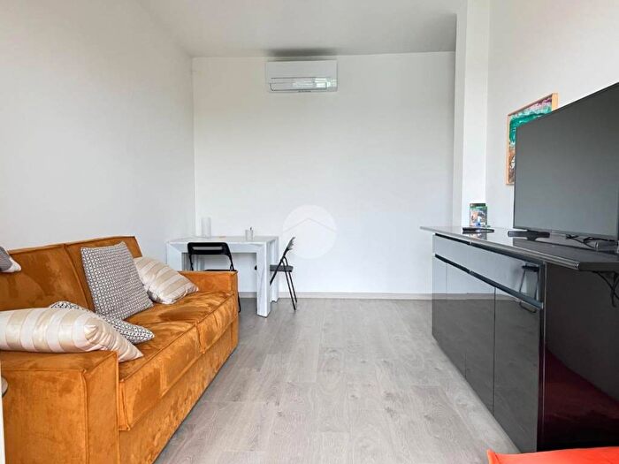 Appartamento bilocale in affitto in Via Palmanova, Udine, Milano