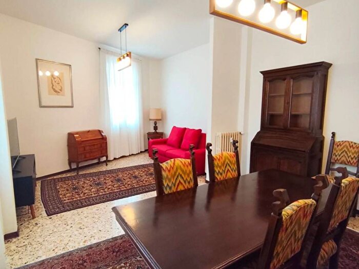 Appartamento quadrilocale in affitto in Saione, Arezzo