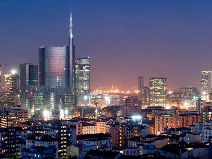 Appartamento con 5 locali in affitto in Via Pietro Verri, Scala Manzoni, Milano