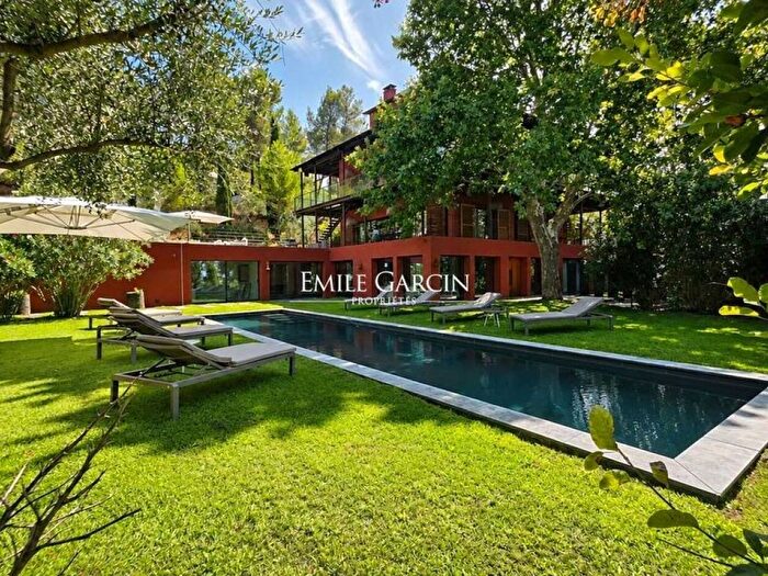 Casa con 6 locali in affitto in AixenProvence