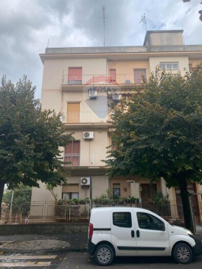 Appartamento con 5 locali in vendita in Corso Sicilia, San Cataldo
