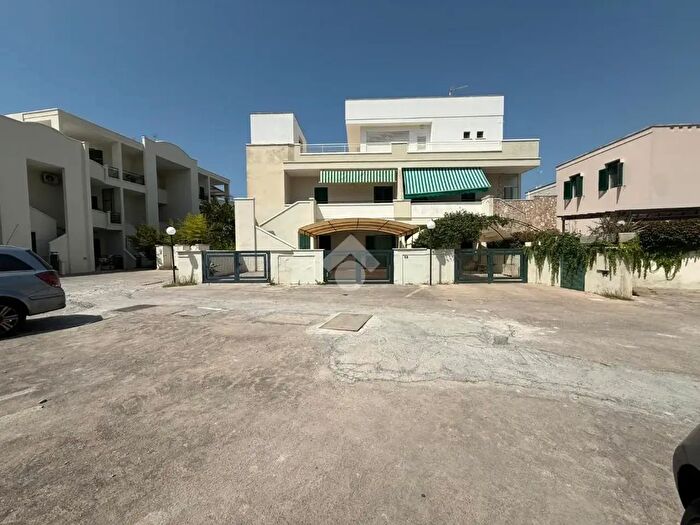Casa trilocale in vendita in Via della Chiesa, Gallipoli