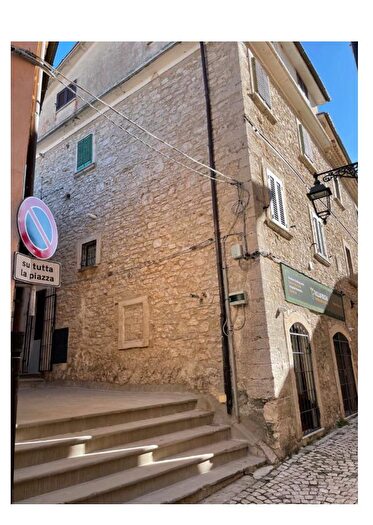 Appartamento monolocale in vendita in Centro Storico di Barrea, Barrea