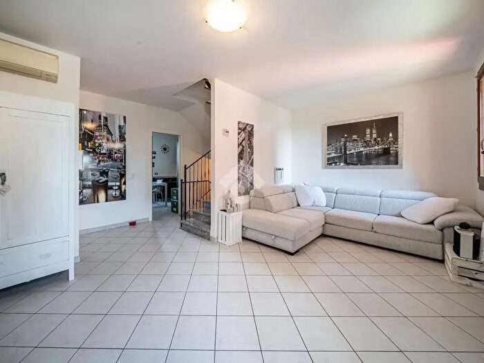 Casa con 5 locali in vendita in Via Zappelletto, San Martino In Rio