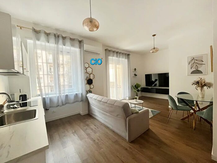 Appartamento trilocale in vendita in Bologna