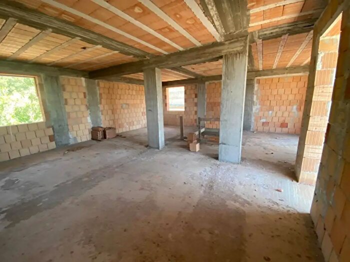 Casa con 8 locali in vendita in Iapico dei Fiori, Gizzeria