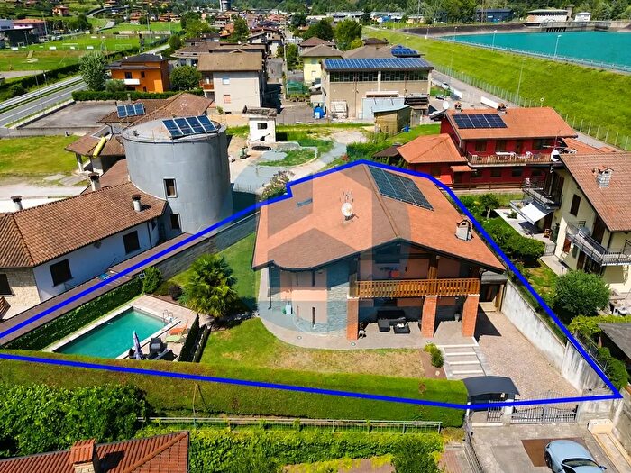 Casa quadrilocale in vendita in Via dell'Emigrante, Sellero