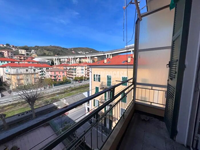 Appartamento quadrilocale in vendita in Via Piave, Varazze