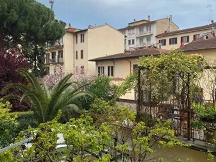 Appartamento trilocale in vendita in Firenze