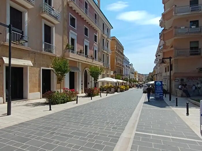 Appartamento trilocale in affitto in Via Don Minzoni, Matera