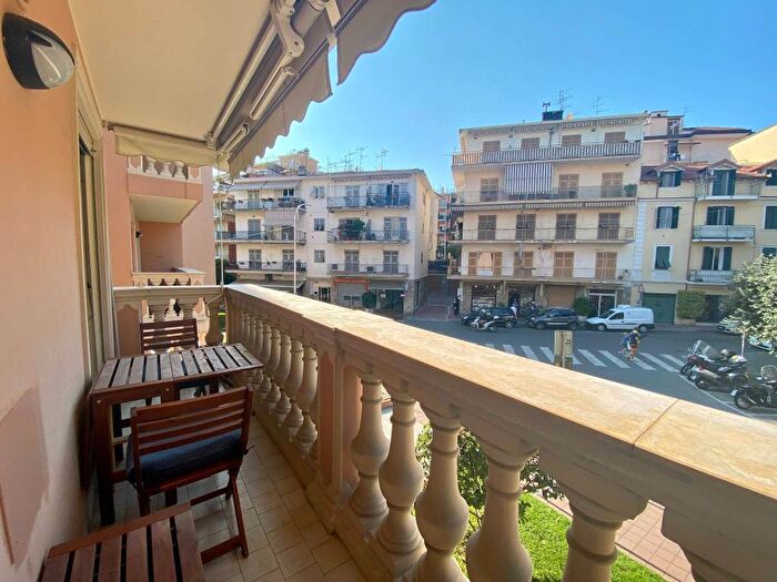 Appartamento bilocale in affitto in Via Magellano, Centro, Taggia