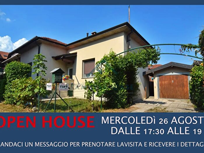 Casa trilocale in vendita in Via Linda Rovera, Castronno