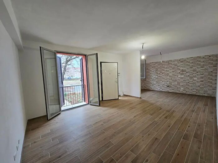 Appartamento con 5 locali in vendita in Colle Di Val D'Elsa