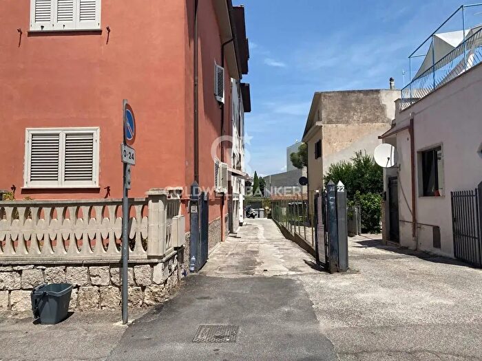 Appartamento quadrilocale in vendita in Via Ombrone, Montalto Di Castro