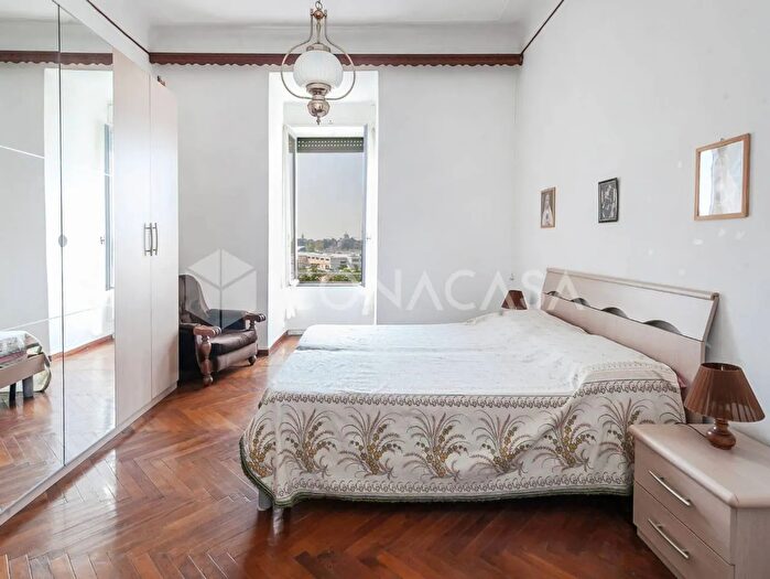 Appartamento trilocale in affitto in Via Calabria, Milano