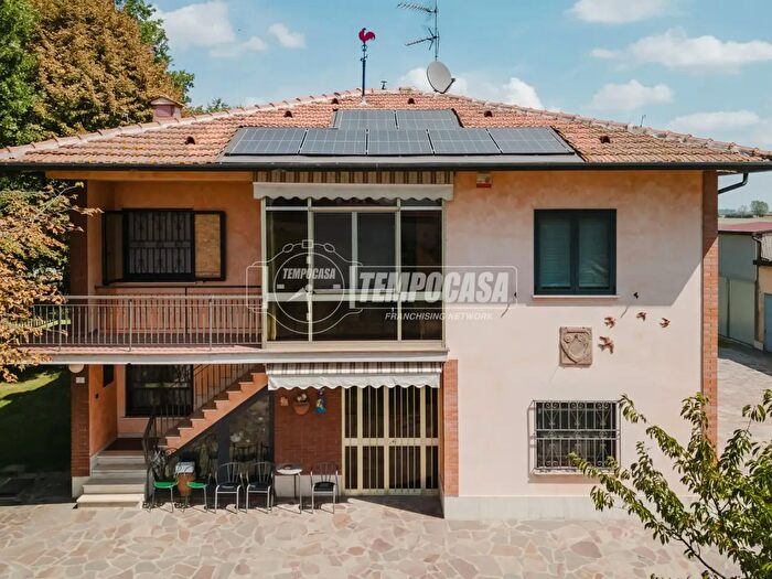 Casa con 10 locali in vendita in Via Fantuzza, Castel Guelfo Di Bologna