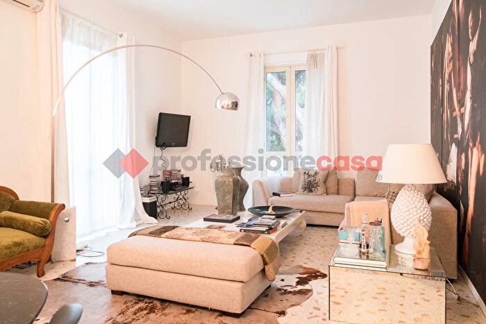 Appartamento trilocale in vendita in Via Vittorio Alfieri, Barcellona Pozzo Di Gotto